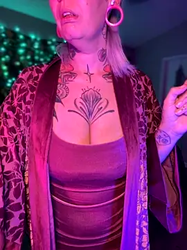 GoldieBakeman online show from 11-09-25, 08:07