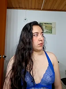 Emi chik online show from 02-27-26, 10:04