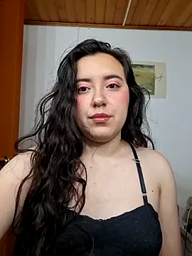 Emi chik online show from 03-19-26, 11:14