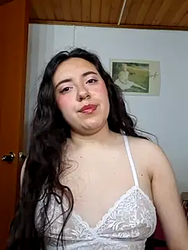 Emi chik online show from 04-05-26, 09:28