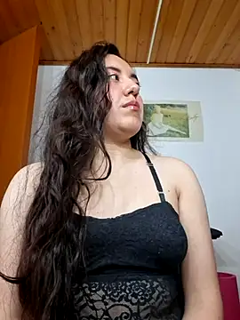 Emi chik online show from 04-23-26, 12:29