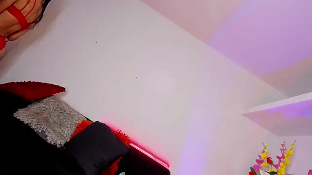 Eyleen Santos online show from 12-05-25, 08:27