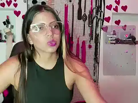 Megaan Greey online show from 03-21-25, 09:34