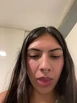 Argentiiniita online show from 01-04-25, 01:10