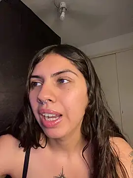 Argentiiniita online show from 11-28-25, 12:46