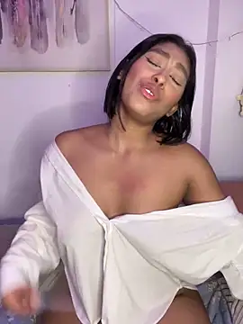 Isabella fasilier online show from 02-26-25, 05:42