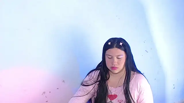 Snapshot of April_sexycurvi chatting on 10-12-25, 09:19 April sexycurvi online show from 10-12-25, 09:19