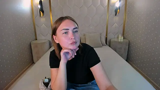 Snapshot of EmmaSparky chatting on 06-04-26, 09:37 EmmaSparky online show from 06-04-26, 09:37