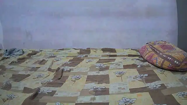 Snapshot of naina-80 chatting on 03-08-26, 06:39 naina-80 online show from 03-08-26, 06:39