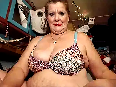 Snapshot of Fantasymaid80 chatting on 01-12-25, 07:32 Fantasymaid80 online show from 01-12-25, 07:32