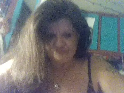 Snapshot of Fantasymaid80 chatting on 01-23-25, 05:45 Fantasymaid80 online show from 01-23-25, 05:45