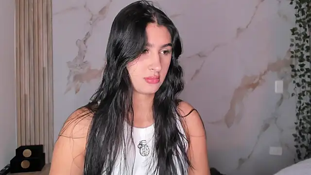 Ashley Evans18 online show from 09-18-25, 12:29