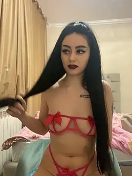 Snapshot of Gya_Rue chatting on 02-15-25, 02:33 Gya Rue online show from 02-15-25, 02:33