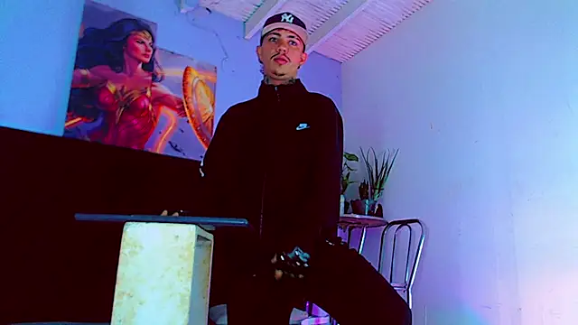 HannibalLester online show from 10-27-25, 06:28