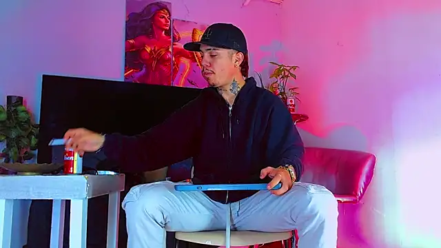 HannibalLester online show from 12-18-25, 04:07