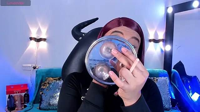 Emili Roux online show from 04-10-26, 10:09