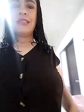 hailey85 online show from 12-16-25, 08:47