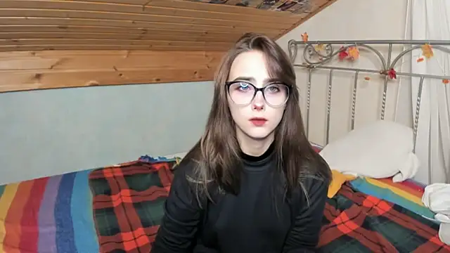 Snapshot of SilverDream chatting on 12-09-24, 09:37 SilverDream online show from 12-09-24, 09:37