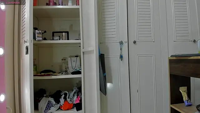 sweet amalia4 online show from 10-26-25, 07:20