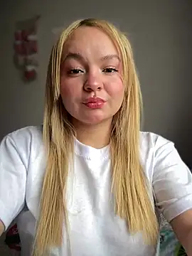 Naiara Sex  online show from 04-19-26, 06:10