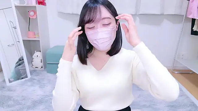 Yurie  online show from 12-07-24, 02:09