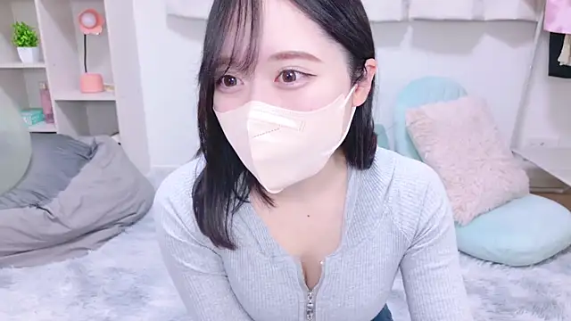 Yurie  online show from 02-12-25, 11:07