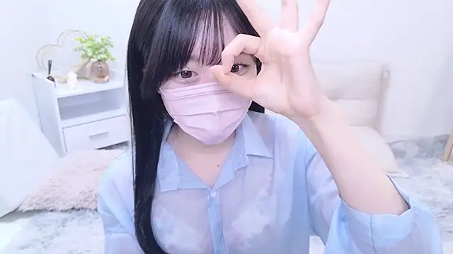 Yurie  online show from 03-12-25, 04:02