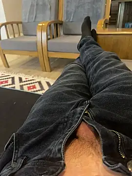 gentleman knight007 online show from 03-05-25, 10:33