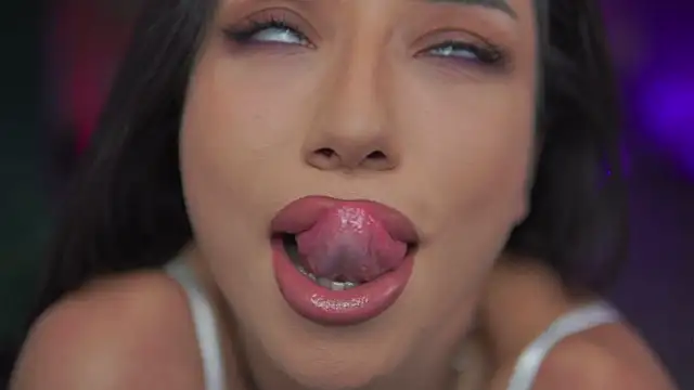 GinaValentinna online show from 11-01-25, 08:00