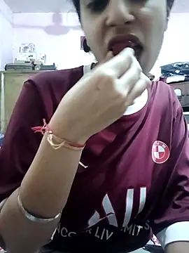 Snapshot of InLero chatting on 02-25-25, 08:47 InLero online show from 02-25-25, 08:47