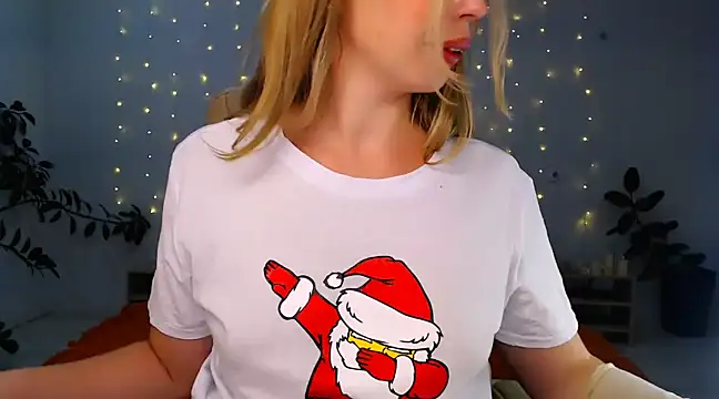 NaughtyNylonFeet online show from 12-25-24, 02:46