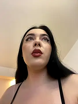 Snapshot of KeiraDark chatting on 11-23-25, 05:07 KeiraDark online show from 11-23-25, 05:07