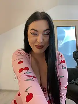 Snapshot of KeiraDark chatting on 12-03-25, 05:15 KeiraDark online show from 12-03-25, 05:15