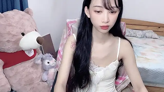 Lili-2 online show from 09-20-25, 03:02