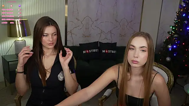 Julia  Star  online show from 12-05-24, 11:27