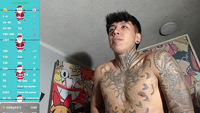 Snapshot of Nickhot0609 chatting on 12-19-24, 01:07 Nickhot0609 online show from 12-19-24, 01:07