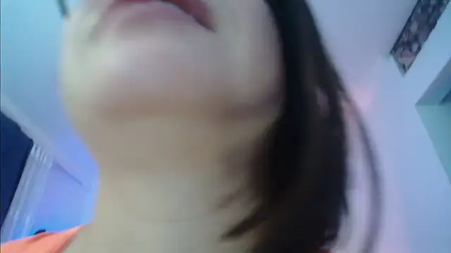 Snapshot of Madame_Shein_ chatting on 01-11-25, 11:24 Madame Shein online show from 01-11-25, 11:24