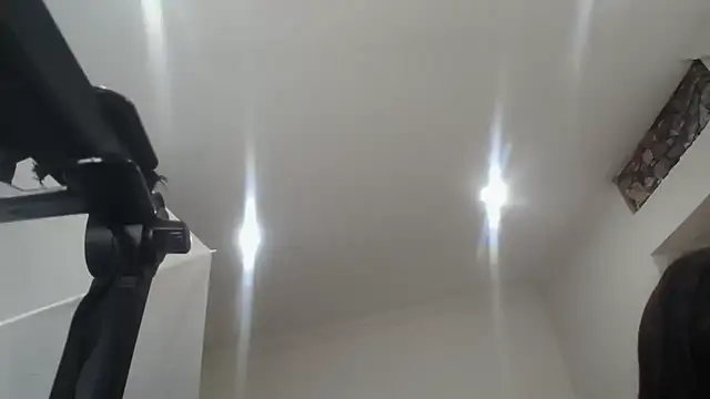 Snapshot of Madame_Shein_ chatting on 02-12-25, 01:16 Madame Shein online show from 02-12-25, 01:16