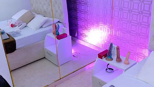 Derieri D online show from 11-11-25, 07:36