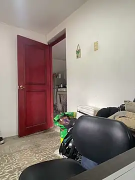 Snapshot of Jestebanano chatting on 10-30-25, 09:15 Jestebanano online show from 10-30-25, 09:15