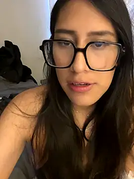 AleFantasy0001 online show from 10-22-25, 09:25