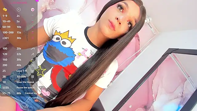 Snapshot of _princess_sharon chatting on 01-10-25, 02:45  princess sharon online show from 01-10-25, 02:45