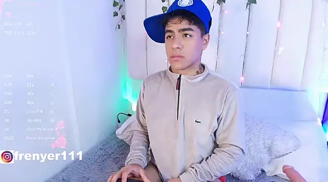 Snapshot of kiing_azahell chatting on 01-12-25, 08:36 kiing azahell online show from 01-12-25, 08:36