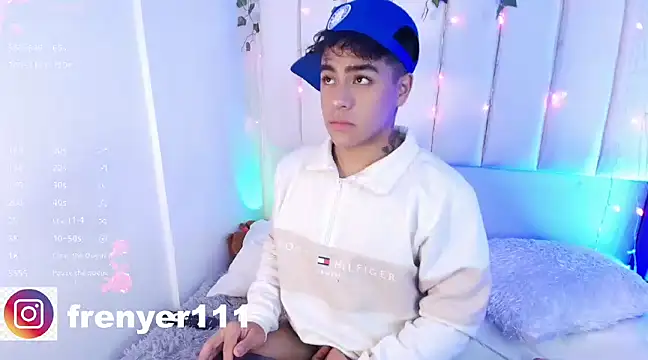 Snapshot of kiing_azahell chatting on 01-22-25, 02:48 kiing azahell online show from 01-22-25, 02:48