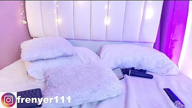 Snapshot of kiing_azahell chatting on 03-14-25, 01:27 kiing azahell online show from 03-14-25, 01:27