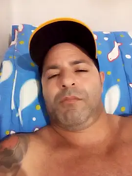 Snapshot of Marciogrei chatting on 02-28-25, 01:15 Marciogrei online show from 02-28-25, 01:15