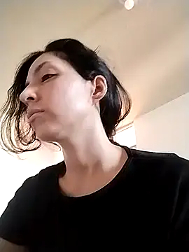 mielikki001 online show from 12-13-24, 09:30