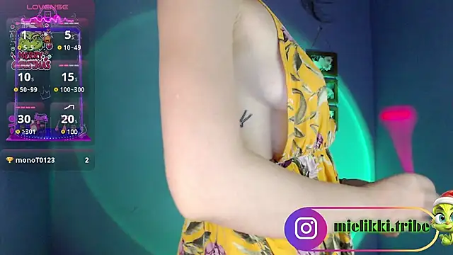 mielikki001 online show from 12-30-24, 10:23