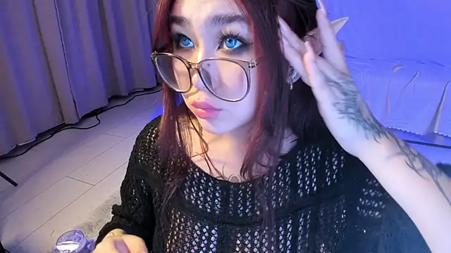 Yuriko May online show from 01-06-25, 04:13