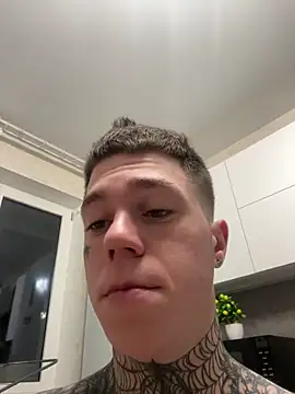 adolf loo online show from 12-23-24, 06:48